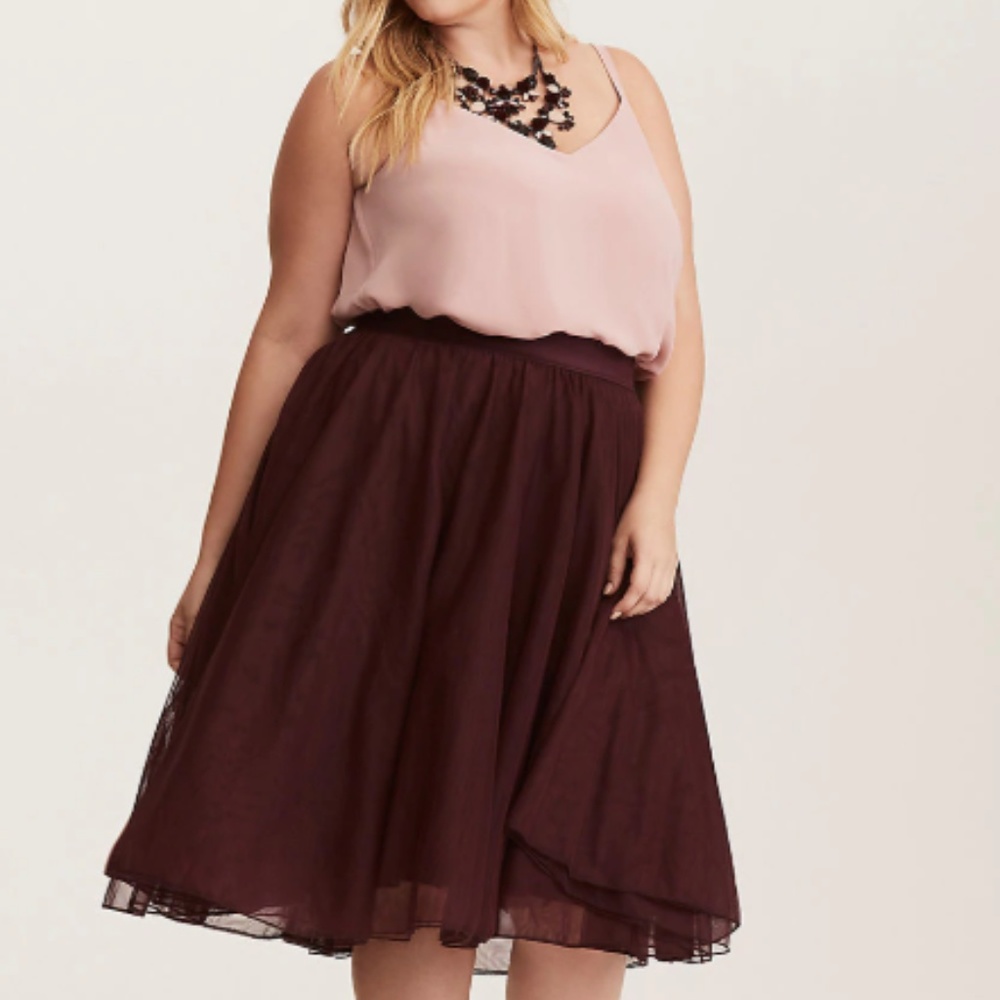 RARE - TULLE - BURGUNDY - MESH MIDI SKIRT - SIZE 2